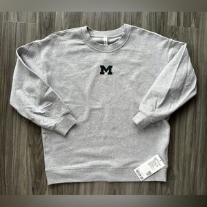 NWT Lululemon - Michigan SweatShirt Oversized Crew Woman’s size 8